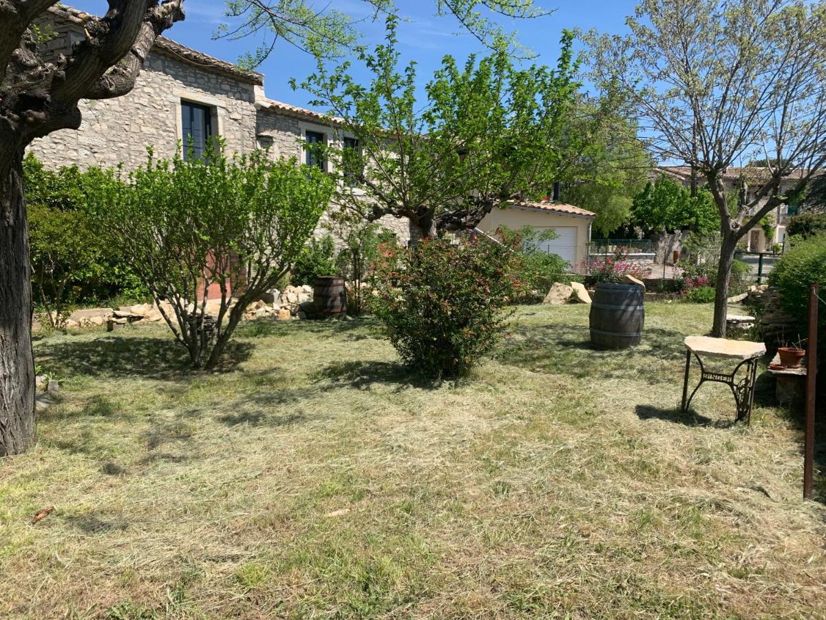 L'Ostal Du Pic Saint Loup Aux Embruscalles Claret Kültér fotó