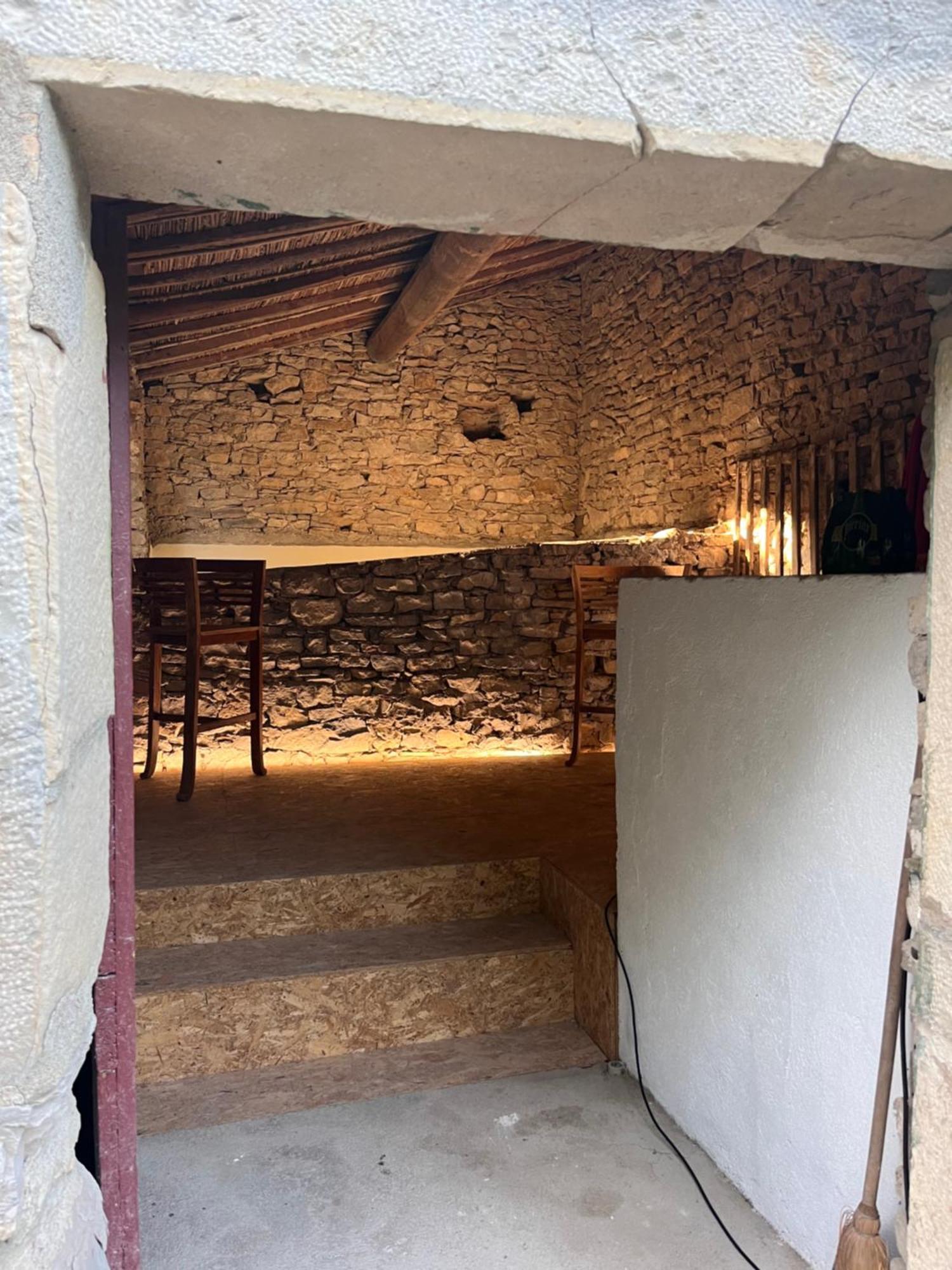 L'Ostal Du Pic Saint Loup Aux Embruscalles Claret Kültér fotó